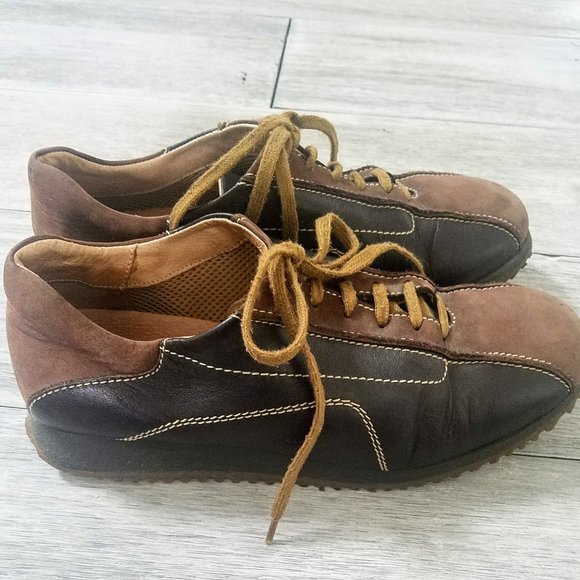 GEOX walking/casual shoes (size 38 european; 8 US) - Picture 3 of 5